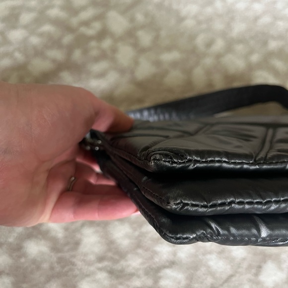 Lug Huddle black crossbody purse bag excellent condition - Picture 8 of 9